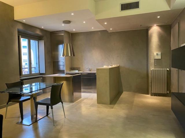Spacious & Elegant Apartment Near Corso Como - Maroncelli Milão Exterior foto
