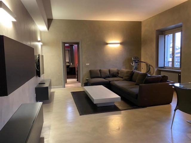 Spacious & Elegant Apartment Near Corso Como - Maroncelli Milão Exterior foto