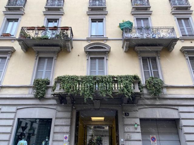 Spacious & Elegant Apartment Near Corso Como - Maroncelli Milão Exterior foto